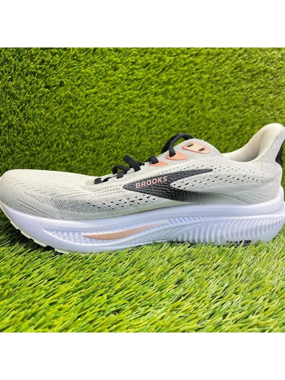 Brooks seller notes